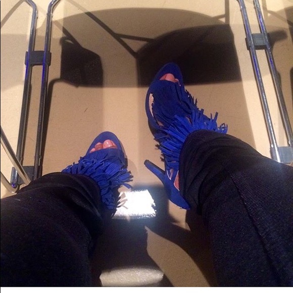 Heels - Picture 2 of 2